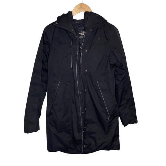 The North Face Far Northern Waterproof Parka - Picture 2 of 10